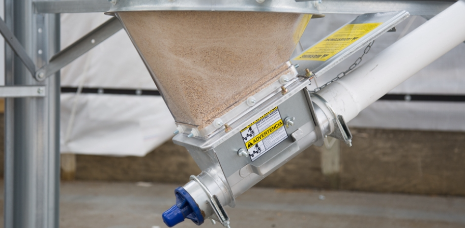 DIY feed auger maintenance | The Pig Website online