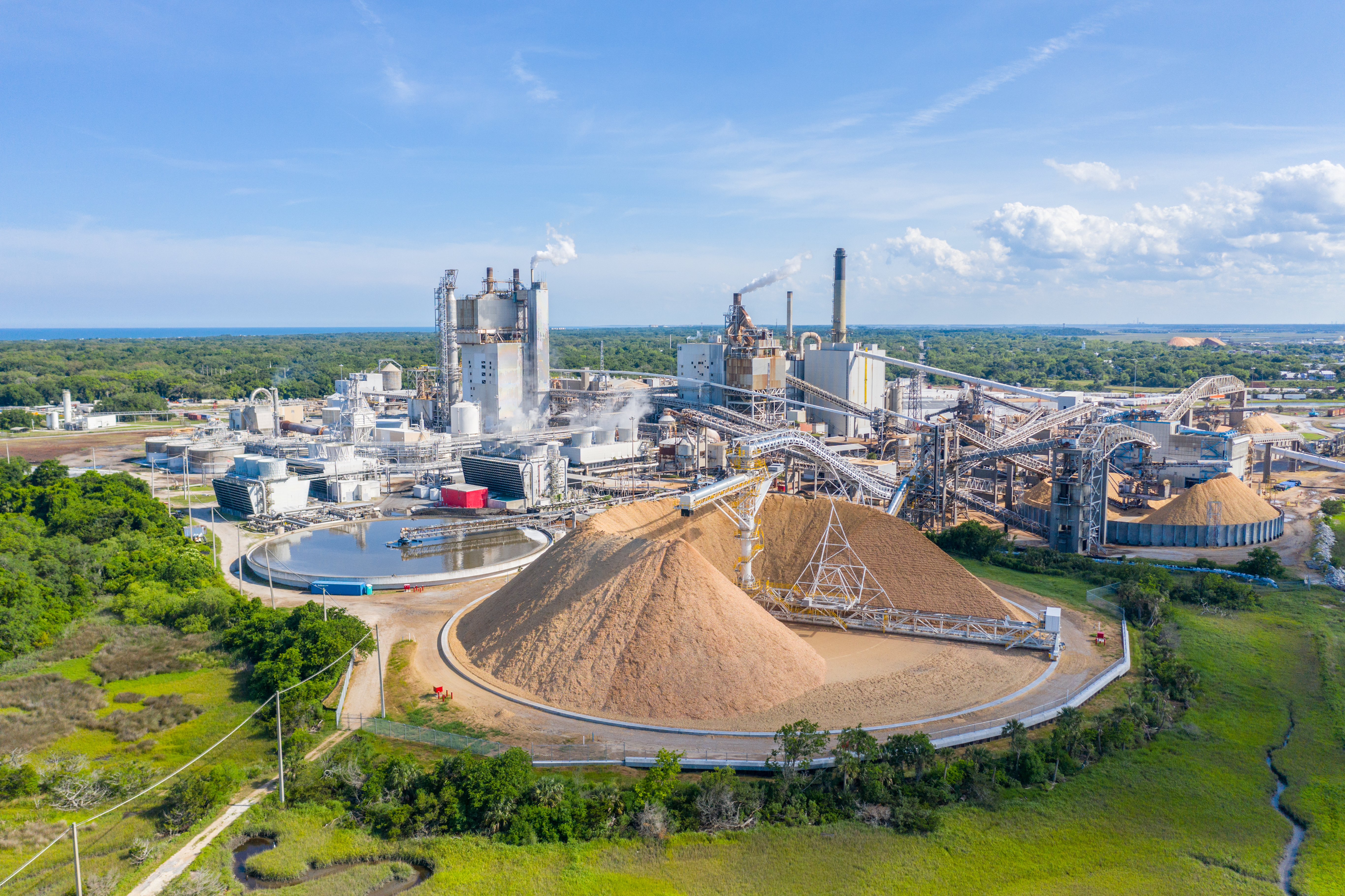 the outside of a paper mill in Florida