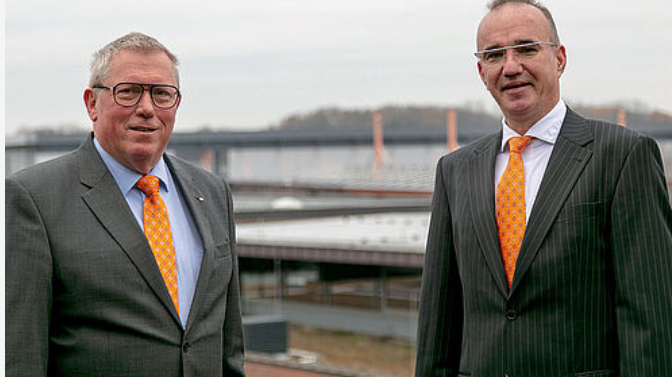 Dr.-Ing. Thomas Dalstein (on the right) has been appointed as new Chief Operation Officer of Big Dutchman. He succeeds Sven Guericke (on the left), who retires after 15 successful years as a board...