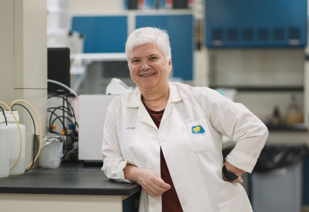 Dr. Janet Fulton retires following 28 years at Hy-Line