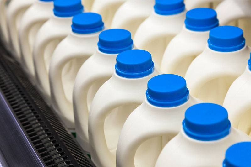 Dairy prices fall, volumes rise at auction - GDT events